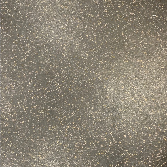 Meet your Posher, Alejandra - Picture 1 of 1